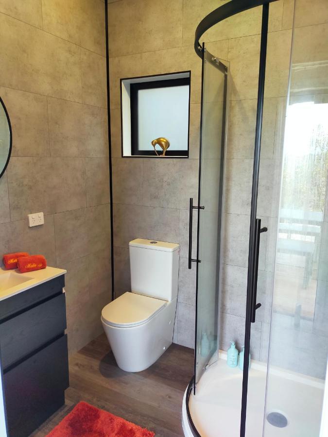 Secluded, Private Rural Retreat Mins From Warkworth -"Avondale" Minihouse Villa ภายนอก รูปภาพ